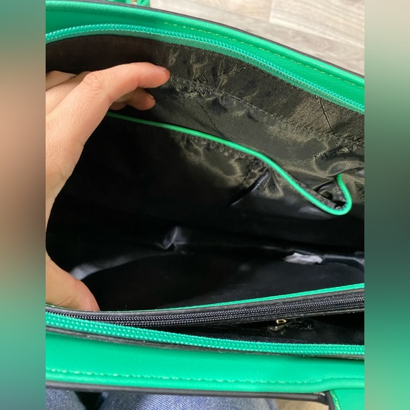 NWOT Green Dasein Shoukder bag - Picture 10 of 12